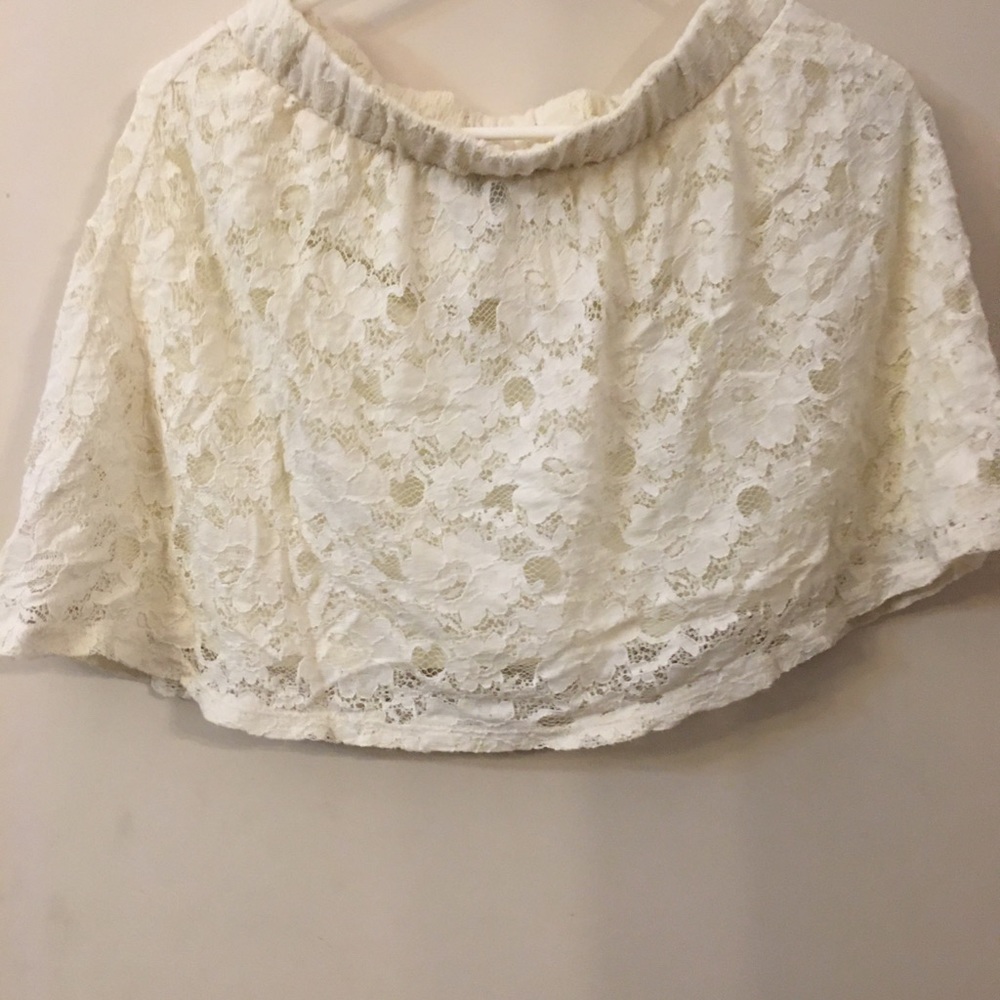 Lace white skirt